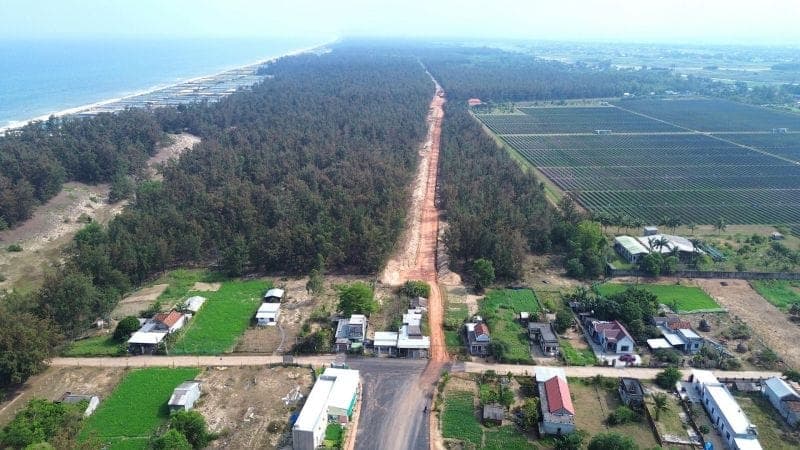 Quảng Ngãi đẩy nhanh tiến độ dự án đường ven biển 5.600 tỷ đồng xuyên rừng