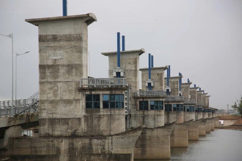 Quảng Ngãi: Đập dâng sông Trà Khúc chuẩn bị vận hành, tích nước